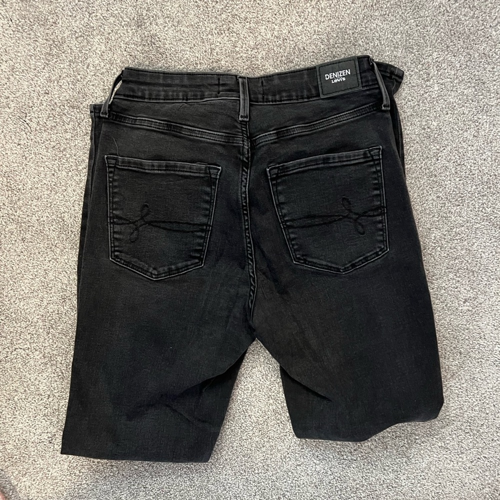 Levi’s - Picture 4 of 4
